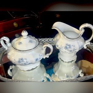 VTG Blue Garland Creamer and Sugar Bowl with Lid